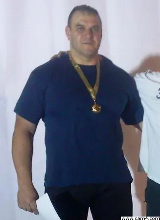 GariQNight image 0