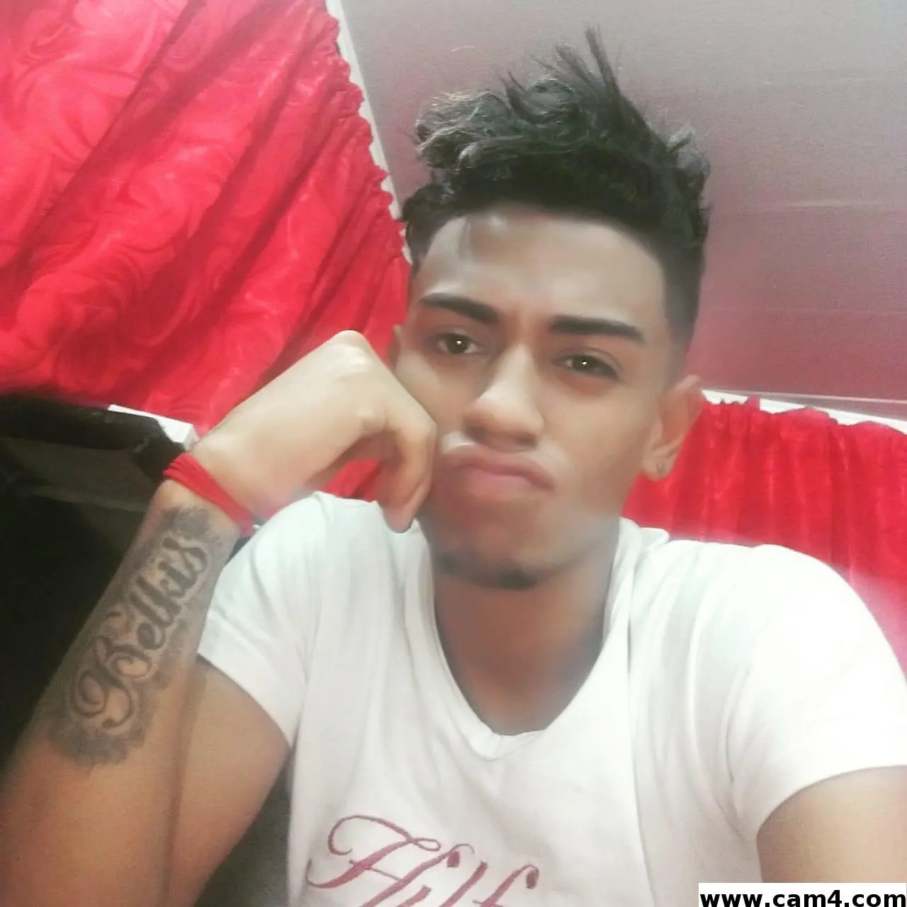 latinbiggg image 0