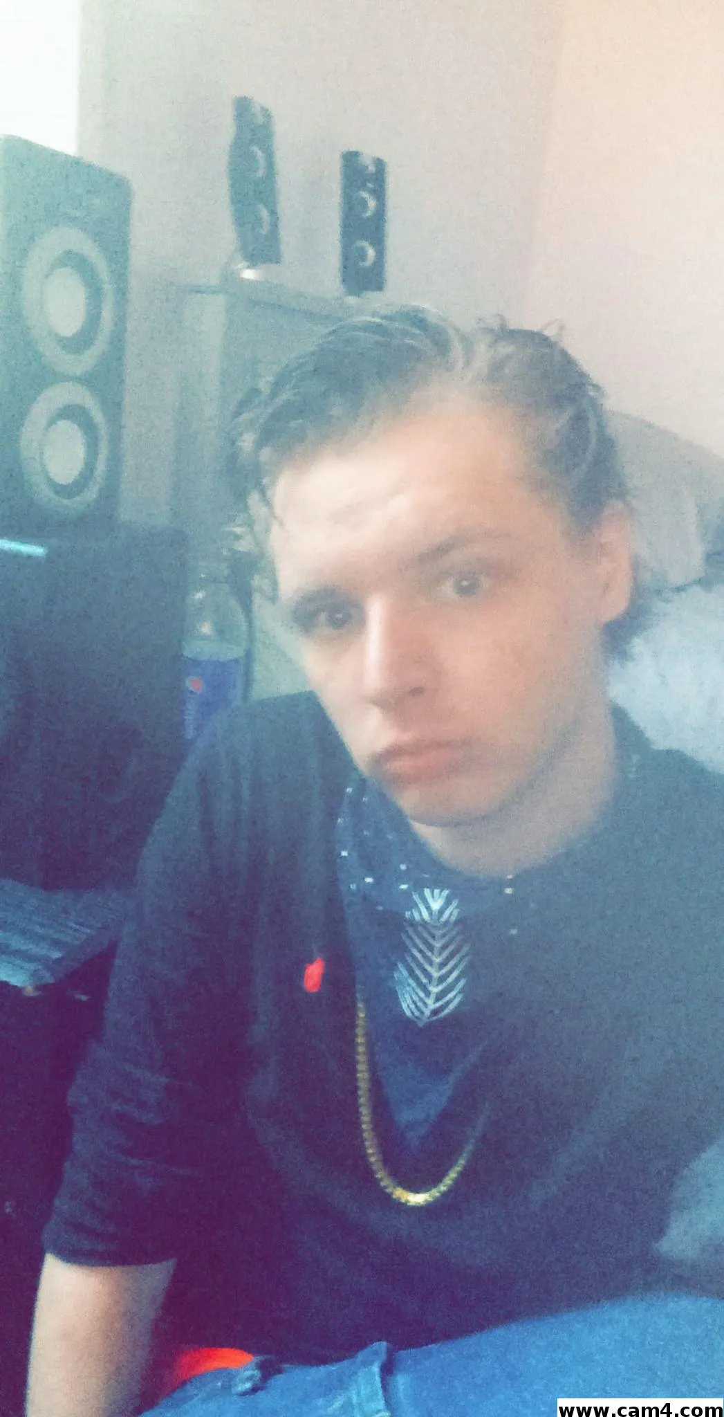 bikinkyboi image 0