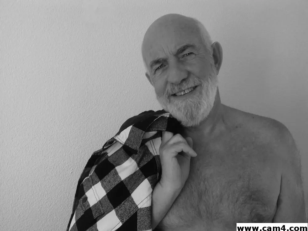 bearnique image 0
