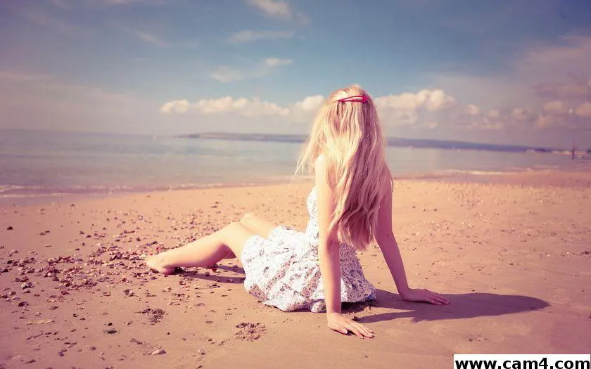 _AmeliaJones_ image 0