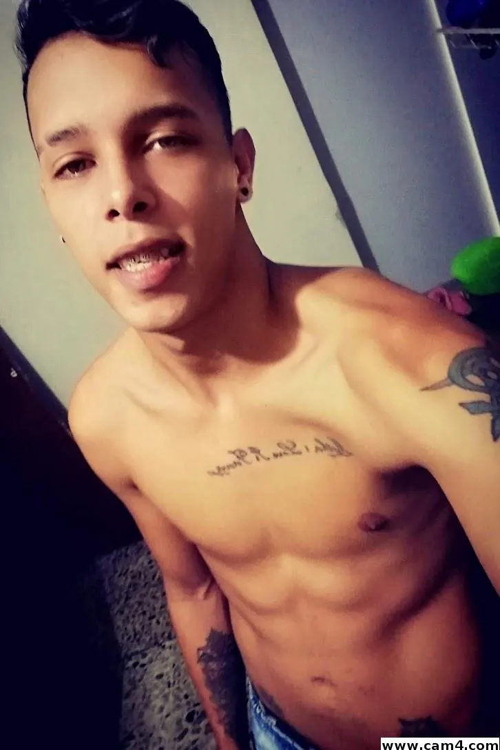 derekjhon image 0