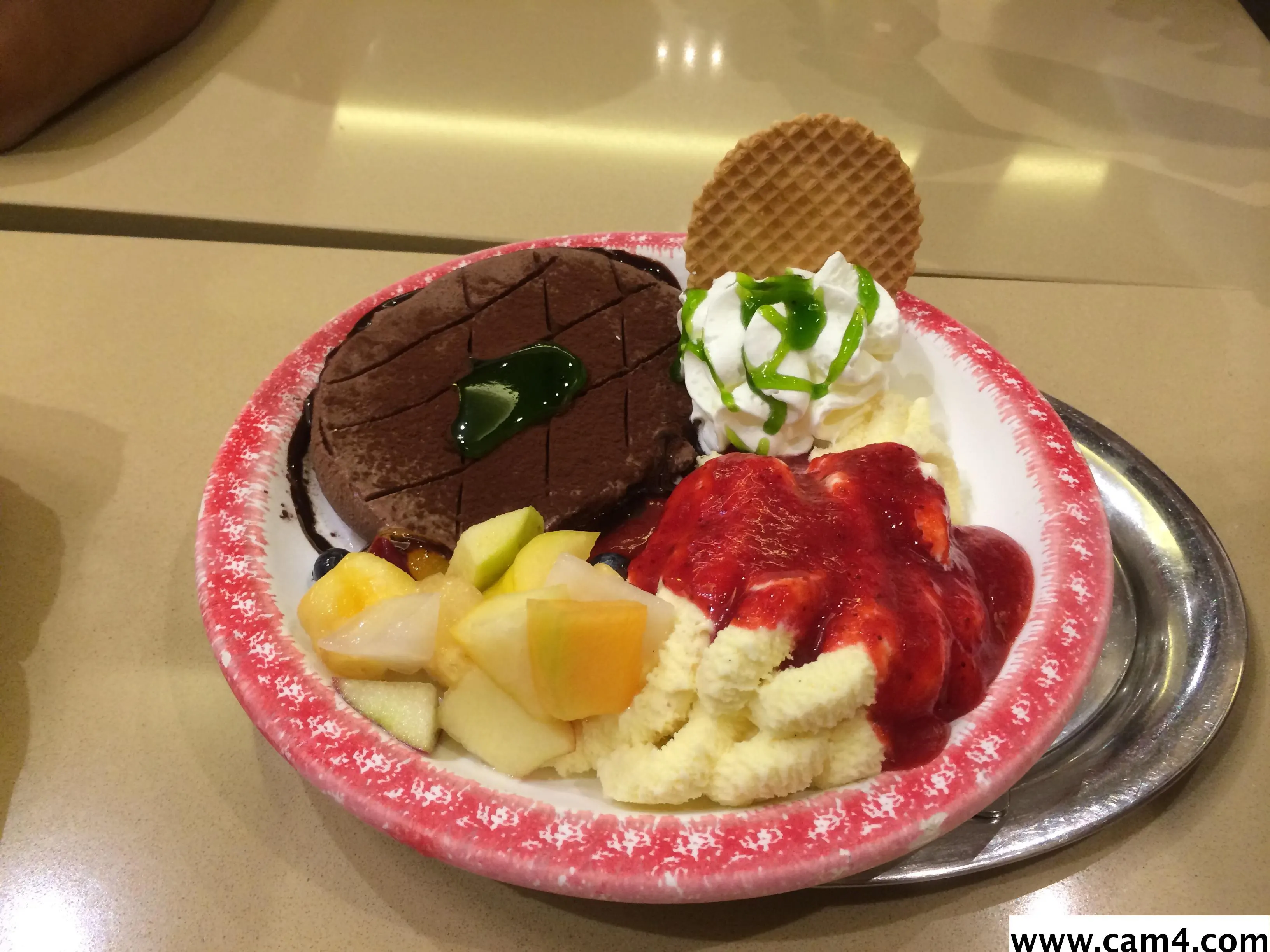 adoravel68 image 0