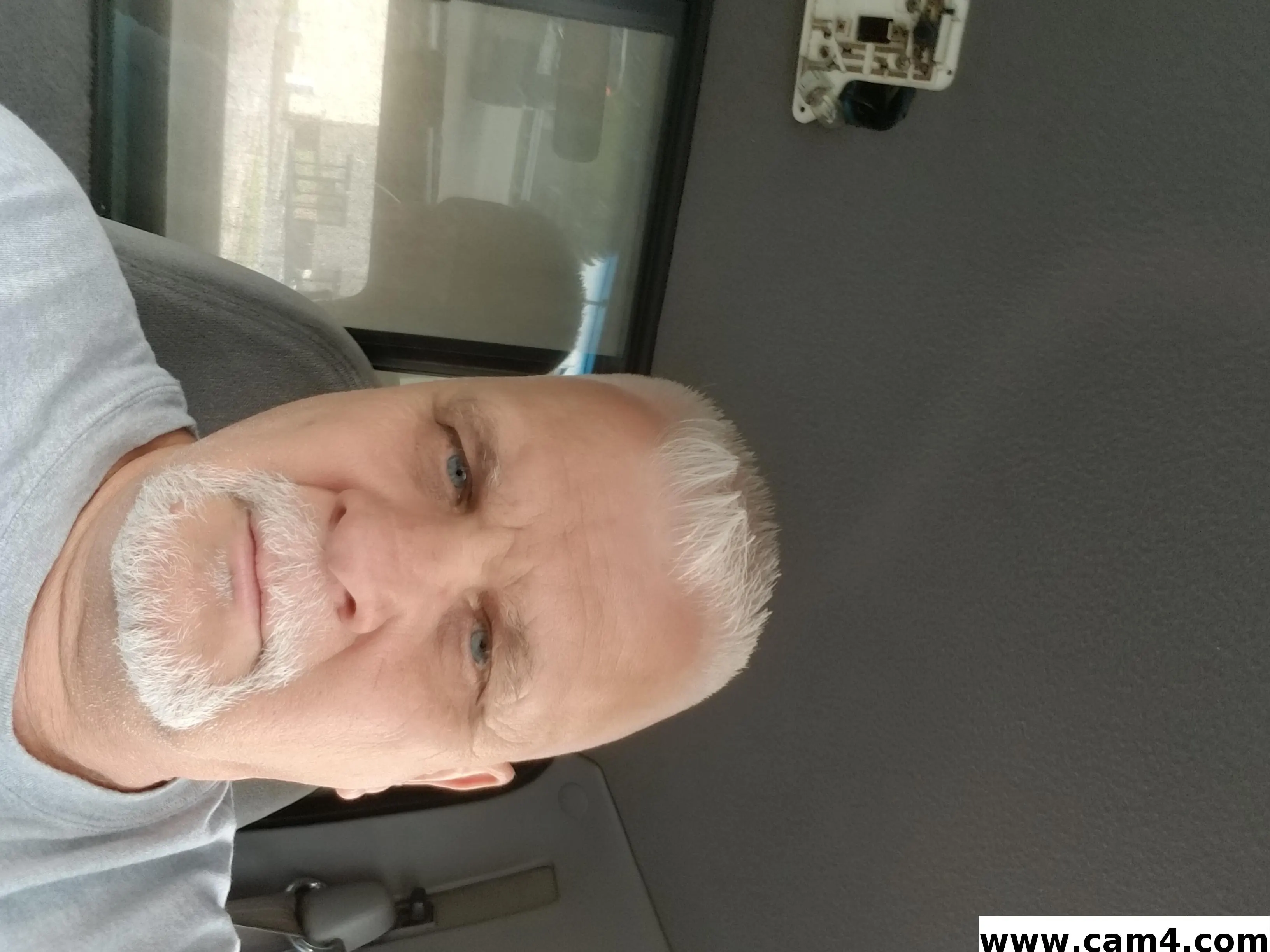 mikehurt1 image 0