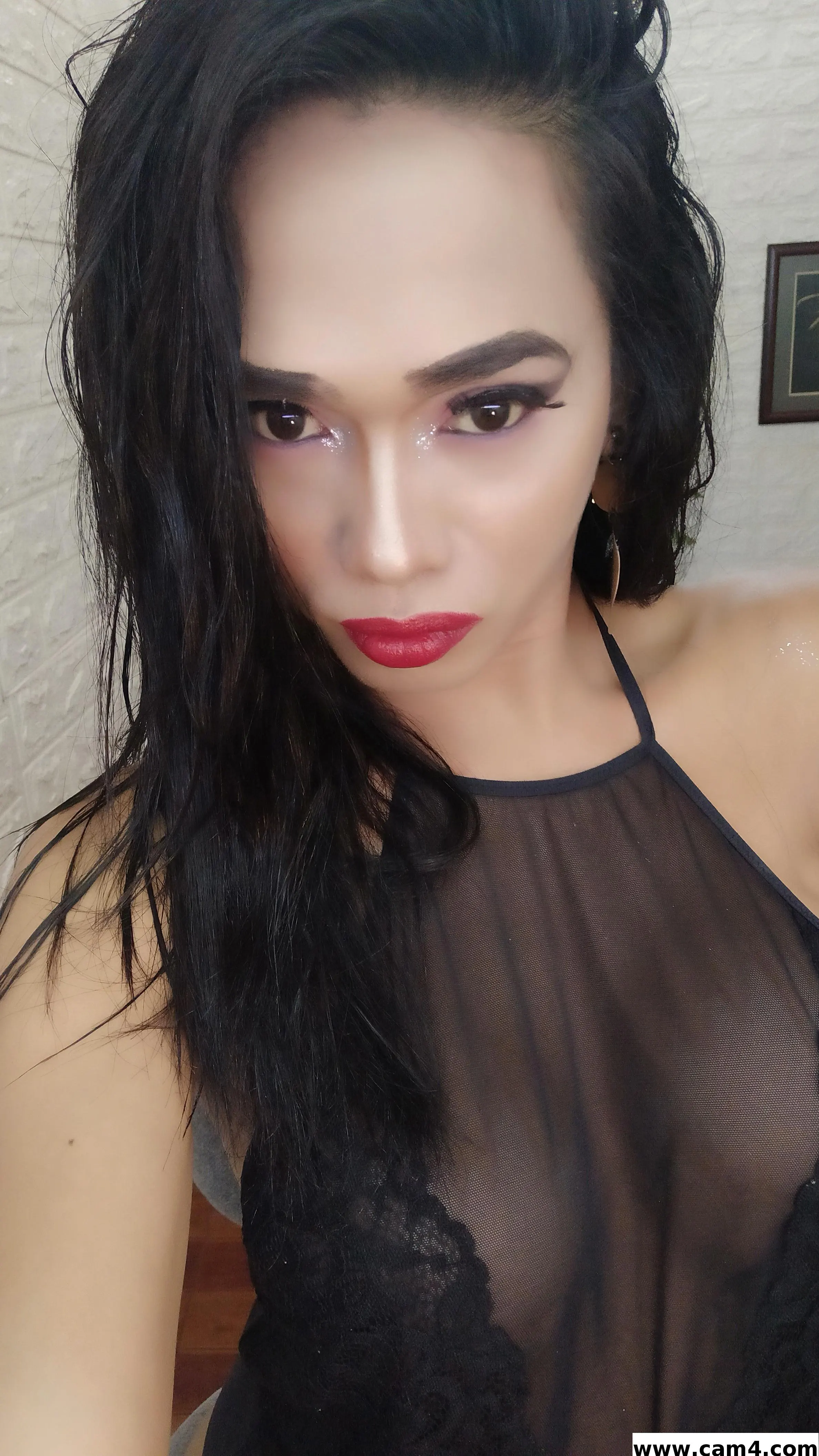 TS_manika image 0