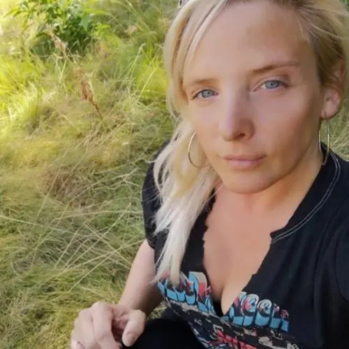 gina36poppt image 1