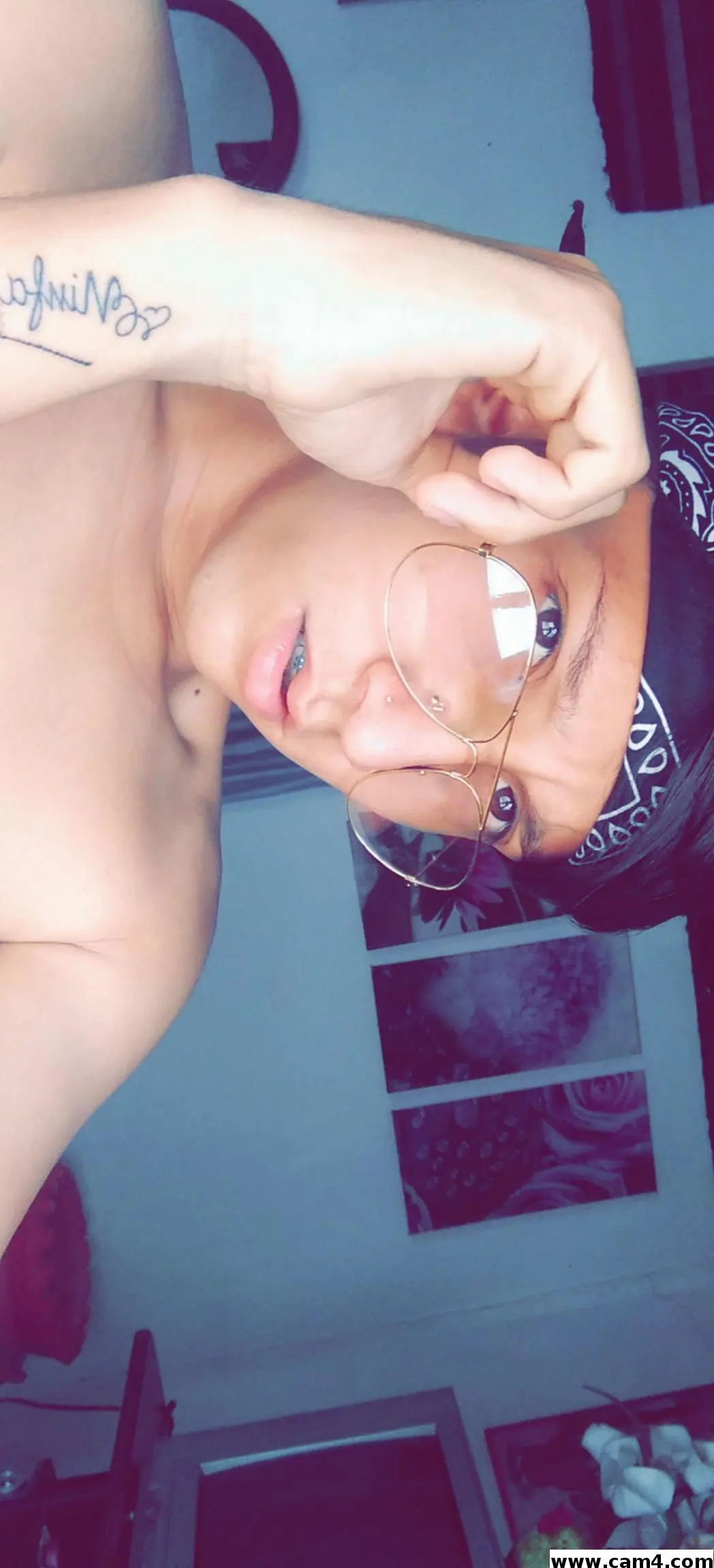 max_69hot image 0